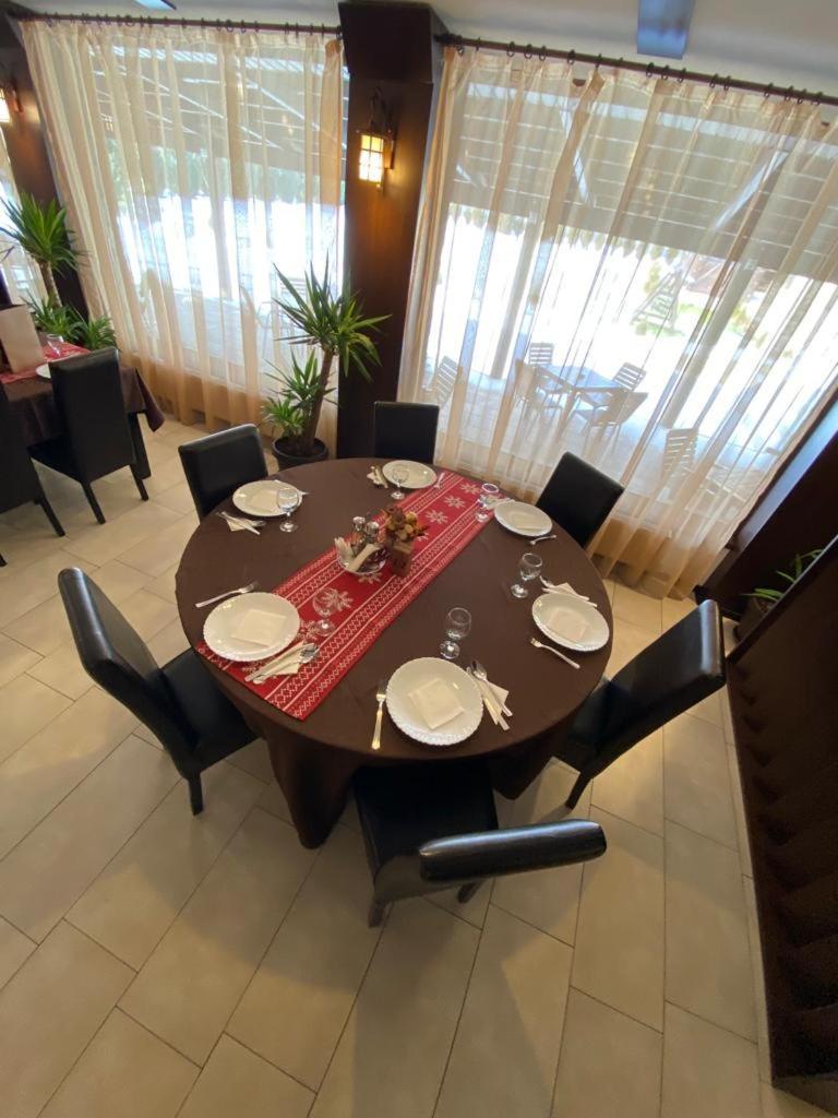 Hanul Lui Bogdan Economy Inn Făget Dış mekan fotoğraf