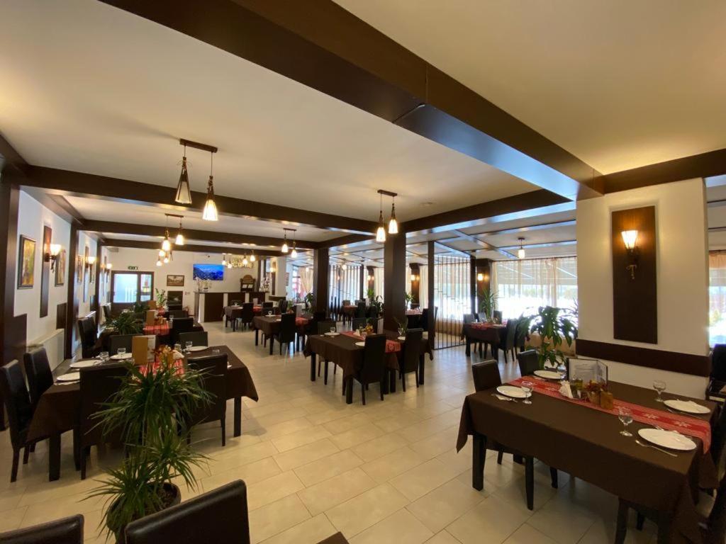 Hanul Lui Bogdan Economy Inn Făget Dış mekan fotoğraf
